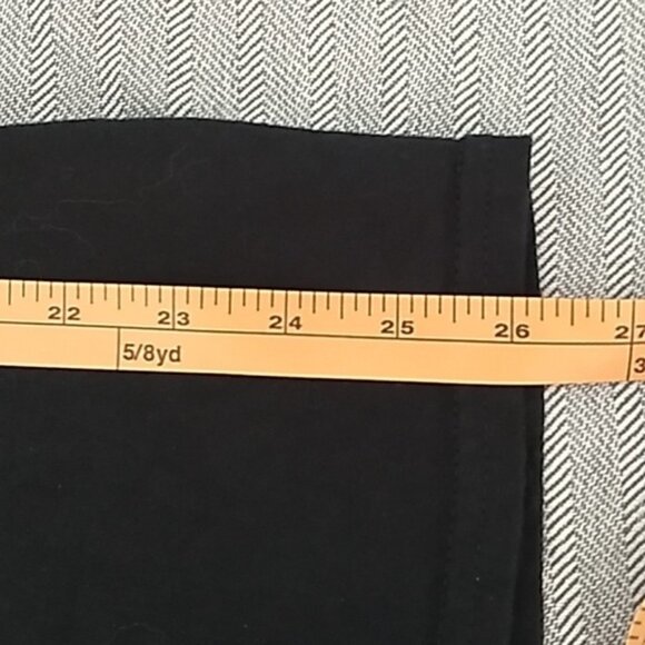 Petals and Peacocks Womens Size Small tshirt Dual graphic black crew - Picture 7 of 7